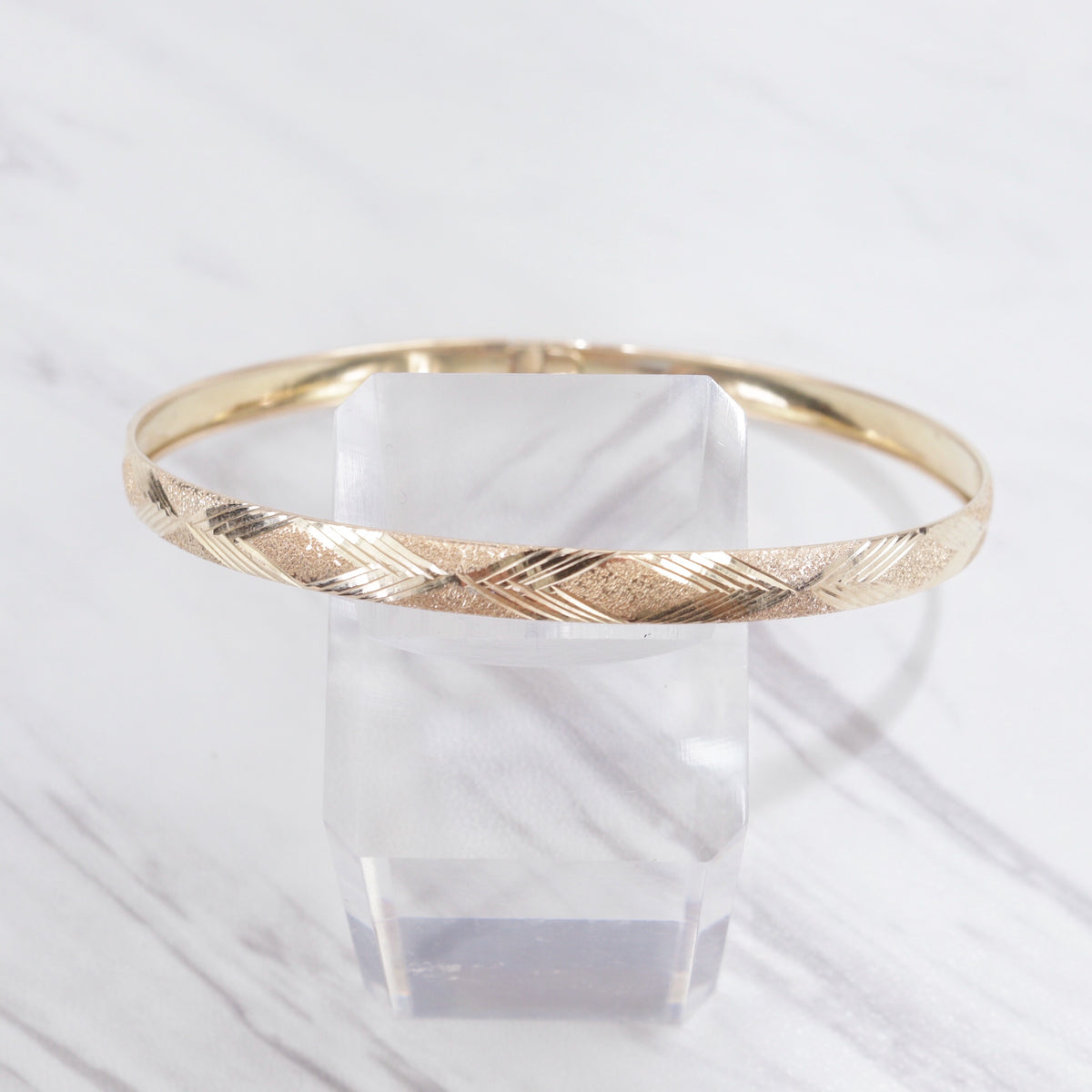 Hammered Gold Bangle Bracelet