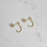 Solitaire Curve Earrings