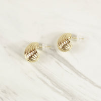 Japan Gold Seashell Earrings