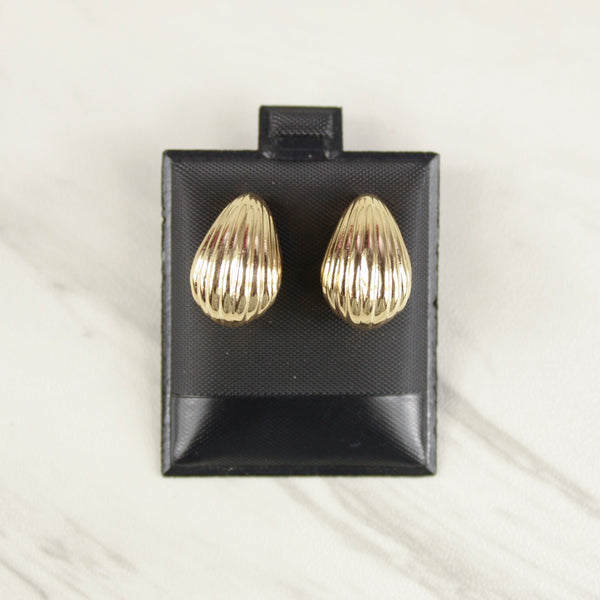 Japan Gold Seashell Earrings