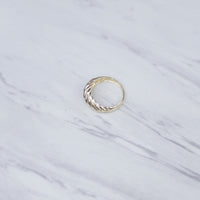 Simple Croissant Ring